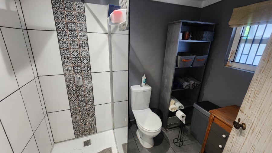 4 Bedroom Property for Sale in Bodorp Western Cape